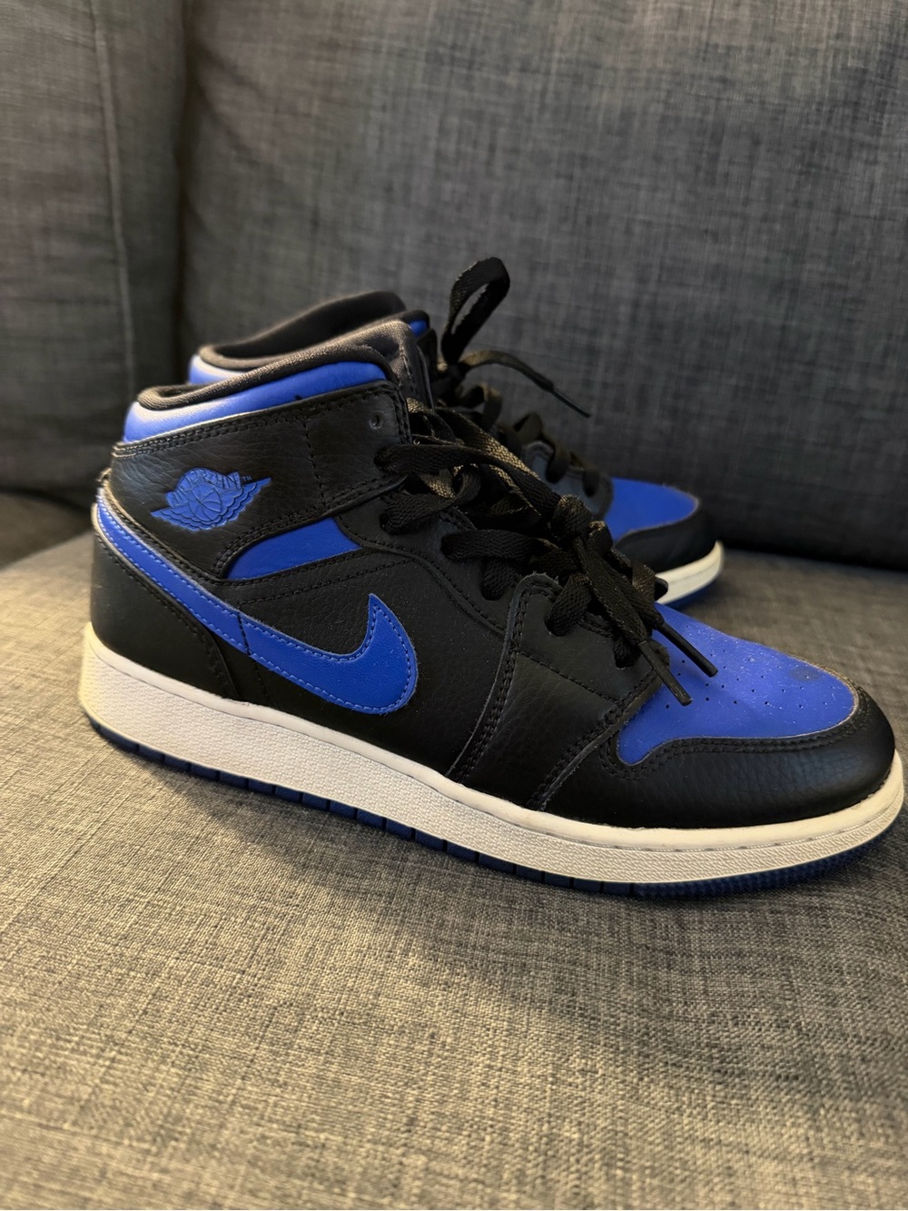 Jordan Mid Sneaker - Black/Blue